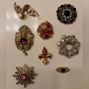 Vintage Gold and Silver Brooch Set